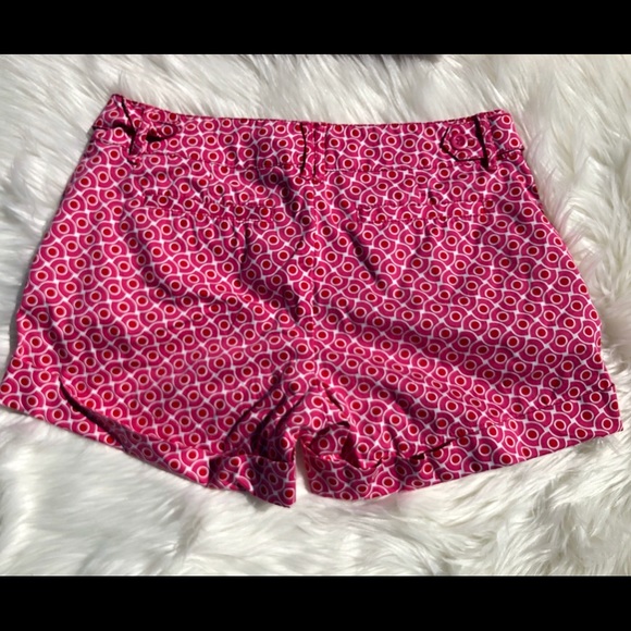 New York & Co Shorts - Size 6 - Picture 2 of 2